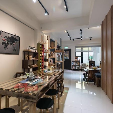 黑琵軼棧湖濱旅宿 K&B Happy Hostel Đài Nam Ngoại thất bức ảnh