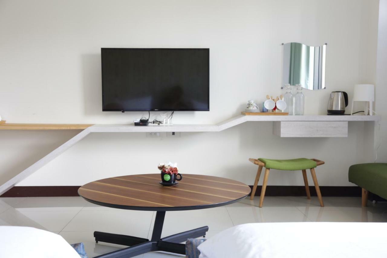 黑琵軼棧湖濱旅宿 K&B Happy Hostel Đài Nam Ngoại thất bức ảnh